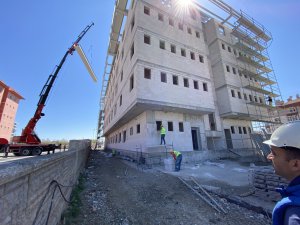 İNŞAAT TAAHHÜT İŞLERİ